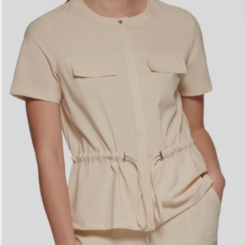 NWT Calvin Klein Women's Missy Soft Everyday Sinched Waist Short Sleeve Shirt M